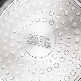 WOK pan with non-stick coating and induction bottom 28 cm Frying pan BIOL WOK 28 cm 28022P